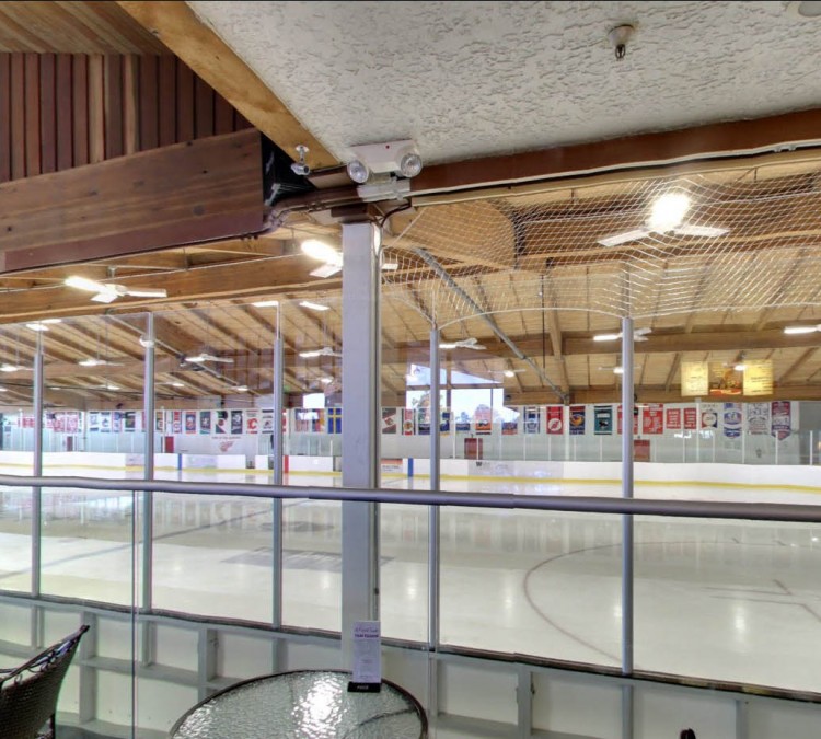 the-skating-edge-ice-arena-photo